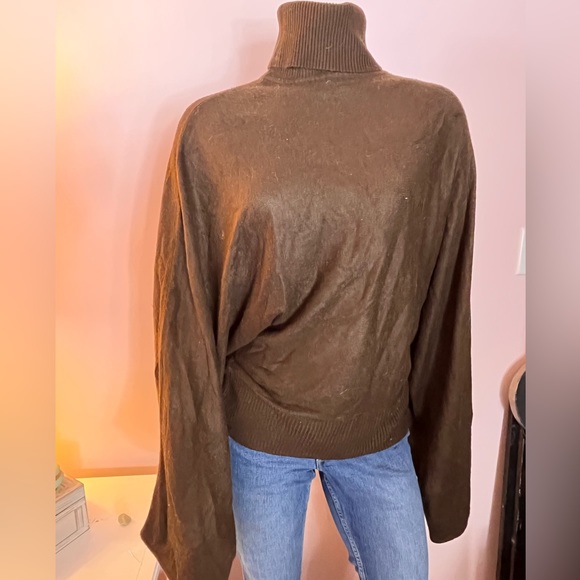 Forever 21 Sweaters - Vintage Forever 21 Mock Turtleneck Sweater Oversized Sleeves Brown Small